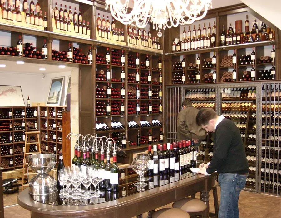 agencement magasin près de La Rochelle