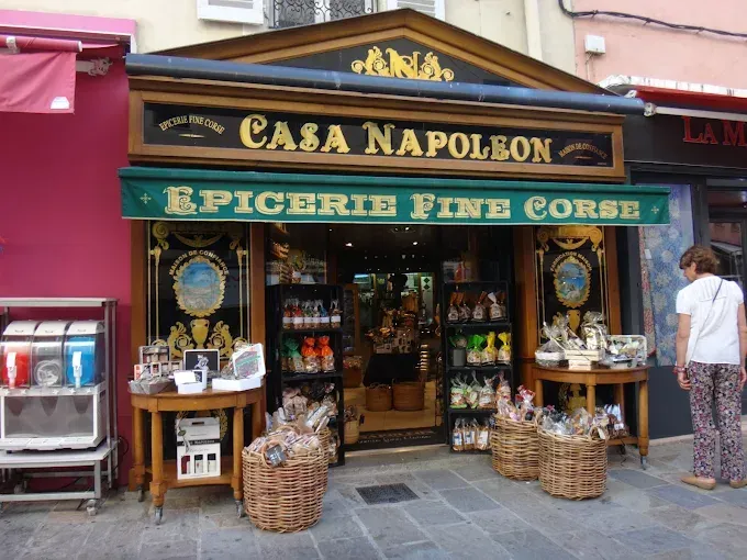 devanture bois près de La Rochelle